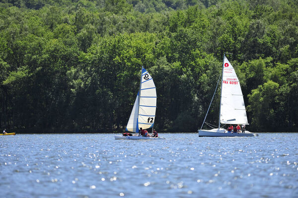 Voiles sur le lac des Vieilles-Forges